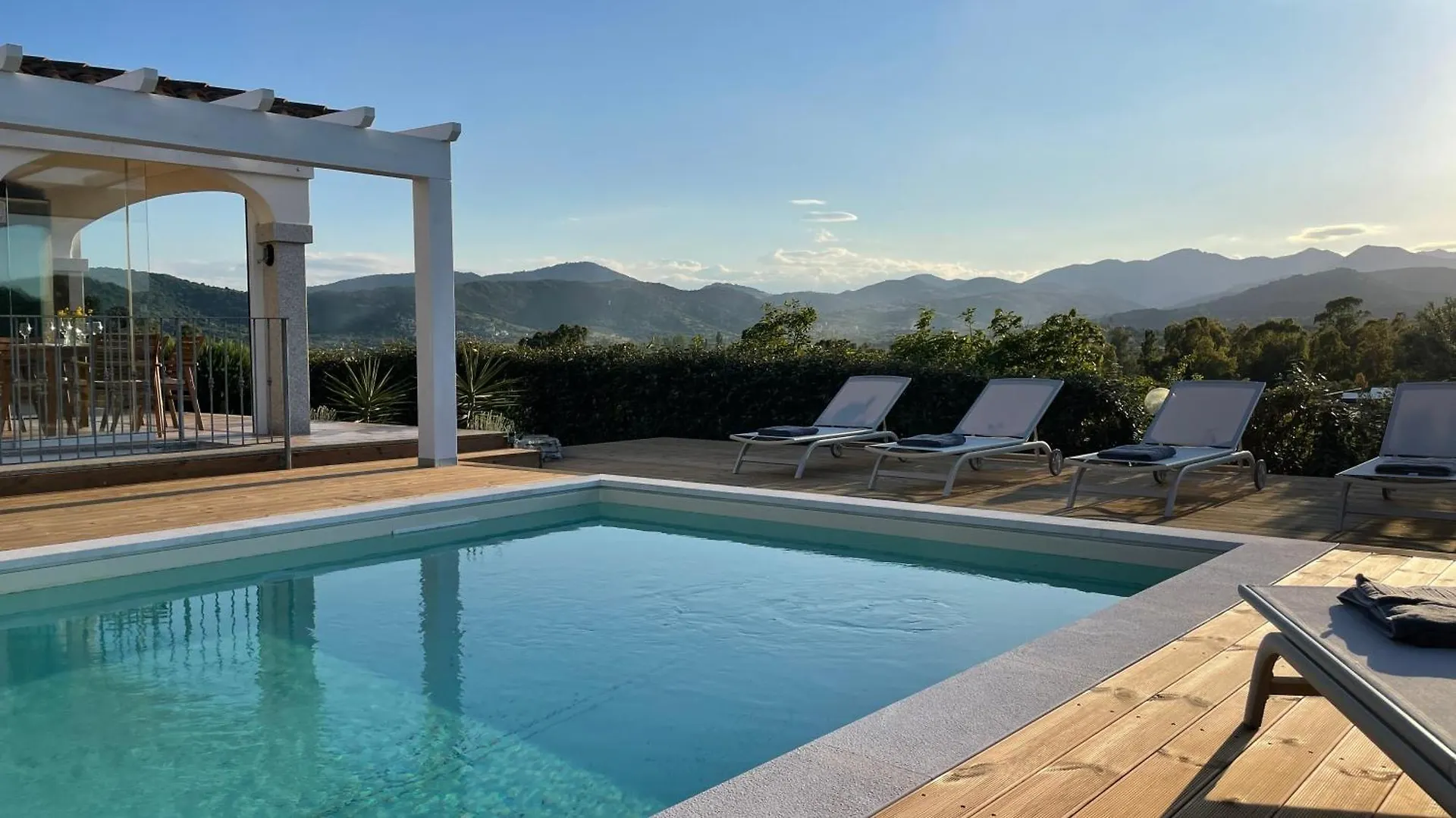 Villa Allegria, Romantic Luxury 300M From The Beach, Heated Pool, Firepit And Sauna Tanaunella