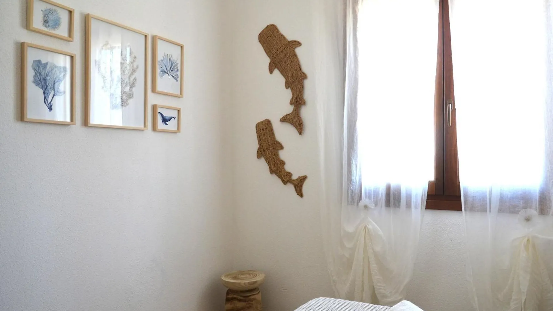 Villa Allegria, Romantic Luxury 300M From The Beach, Heated Pool, Firepit And Sauna Tanaunella