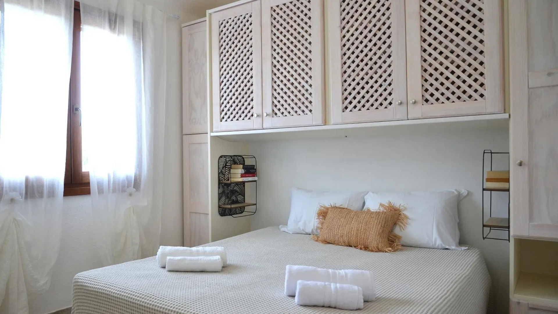 Villa Allegria, Romantic Luxury 300M From The Beach, Heated Pool, Firepit And Sauna Tanaunella
